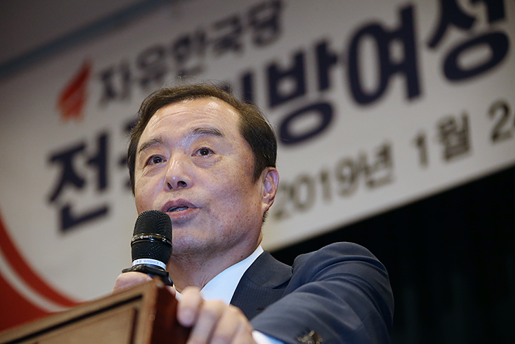 제목 노출 영역입니다 이미지