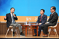 김병준 비상대책위원장, 창원 토크콘서트