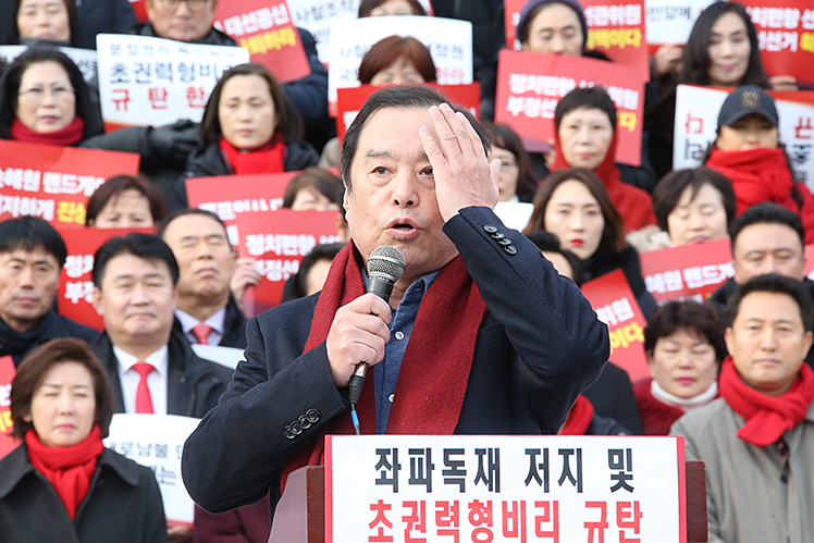 제목 노출 영역입니다 이미지
