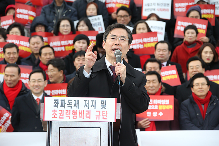 제목 노출 영역입니다 이미지