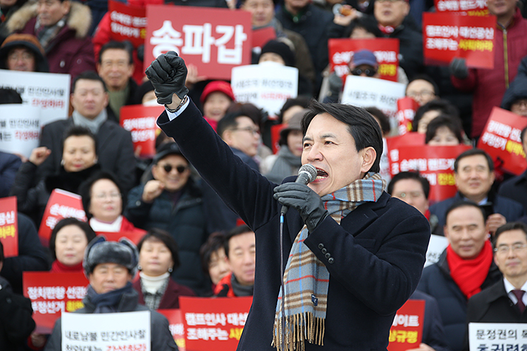 제목 노출 영역입니다 이미지