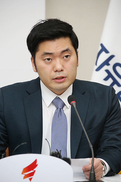 제목 노출 영역입니다 이미지