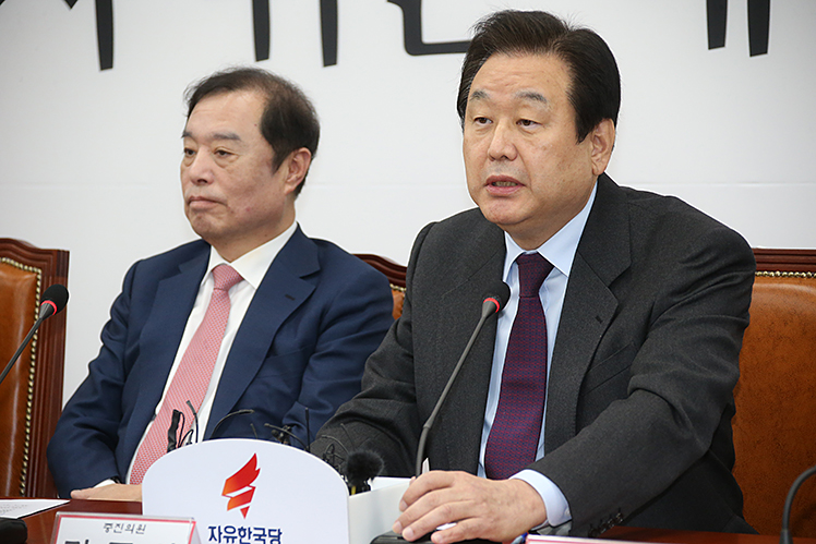 제목 노출 영역입니다 이미지