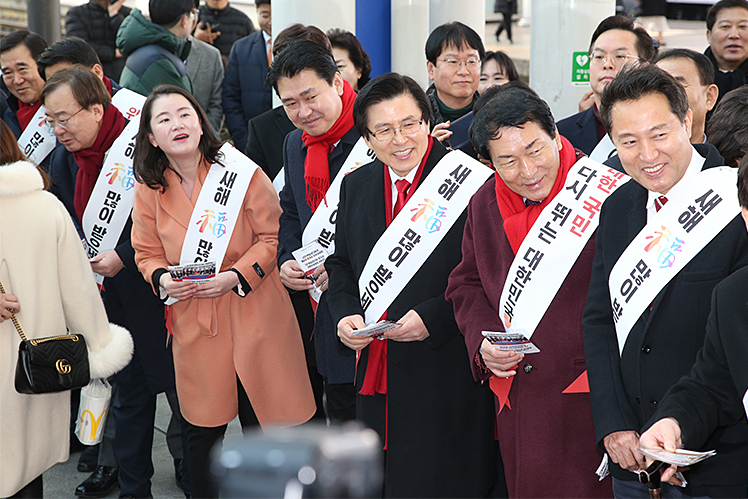 제목 노출 영역입니다 이미지