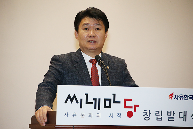 제목 노출 영역입니다 이미지