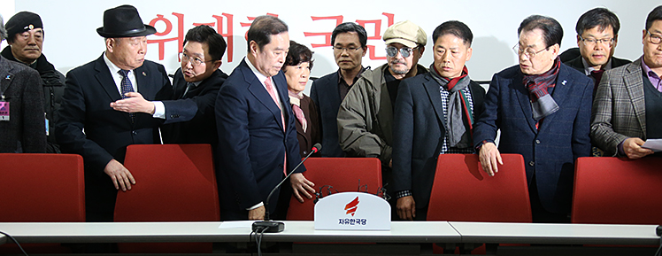 제목 노출 영역입니다 이미지