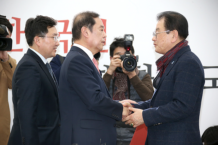 제목 노출 영역입니다 이미지