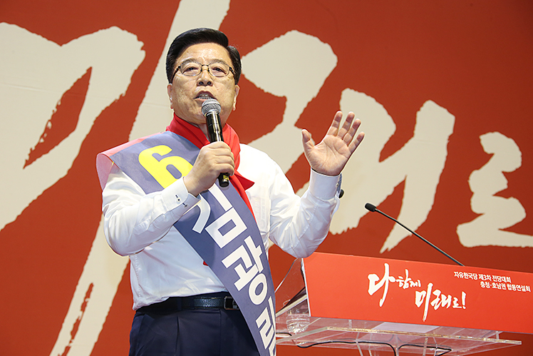 제목 노출 영역입니다 이미지