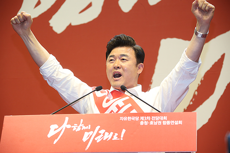 제목 노출 영역입니다 이미지