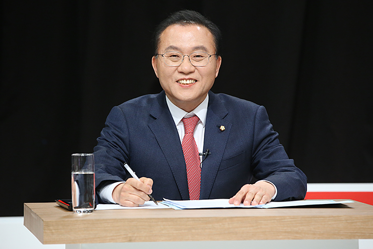 제목 노출 영역입니다 이미지