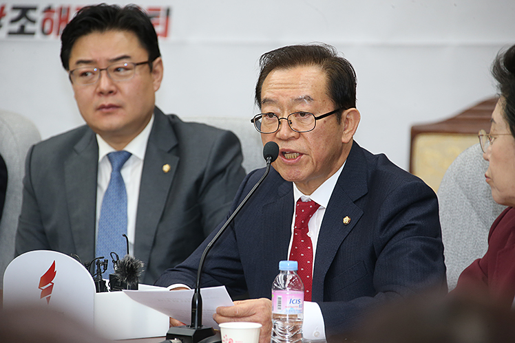 제목 노출 영역입니다 이미지