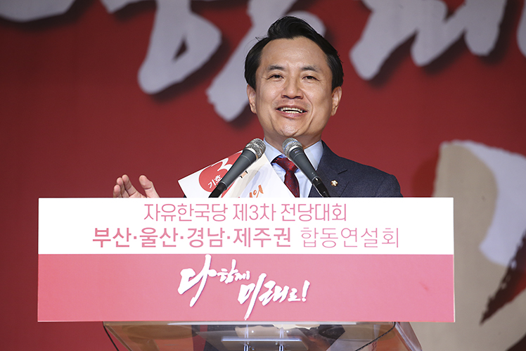 제목 노출 영역입니다 이미지