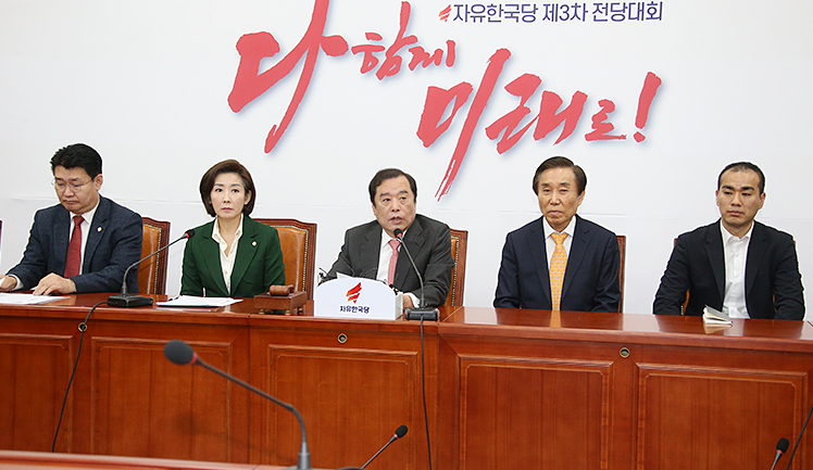 제목 노출 영역입니다 이미지