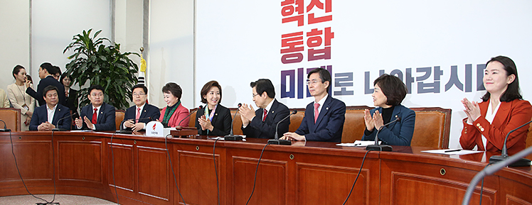 제목 노출 영역입니다 이미지
