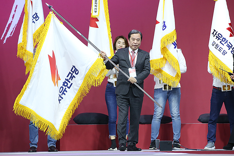 제목 노출 영역입니다 이미지