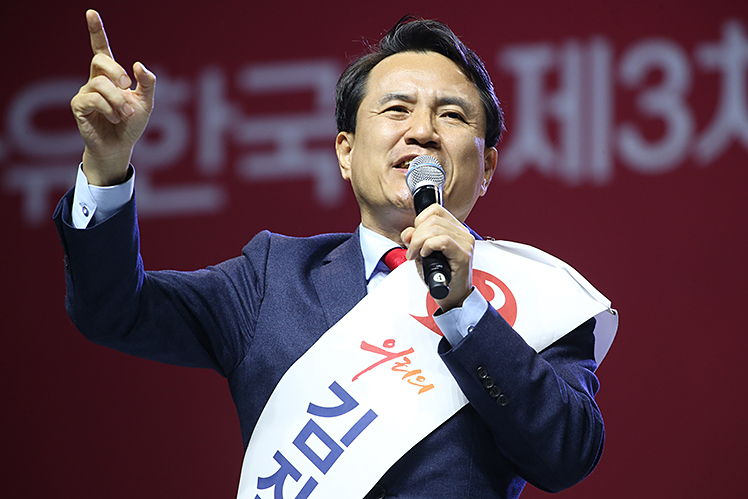 제목 노출 영역입니다 이미지