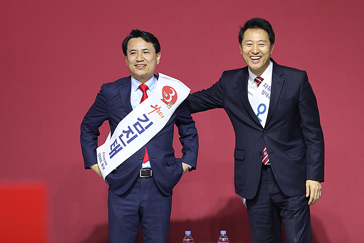 제목 노출 영역입니다 이미지