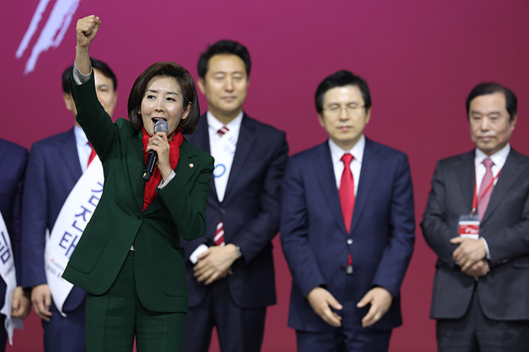 제목 노출 영역입니다 이미지