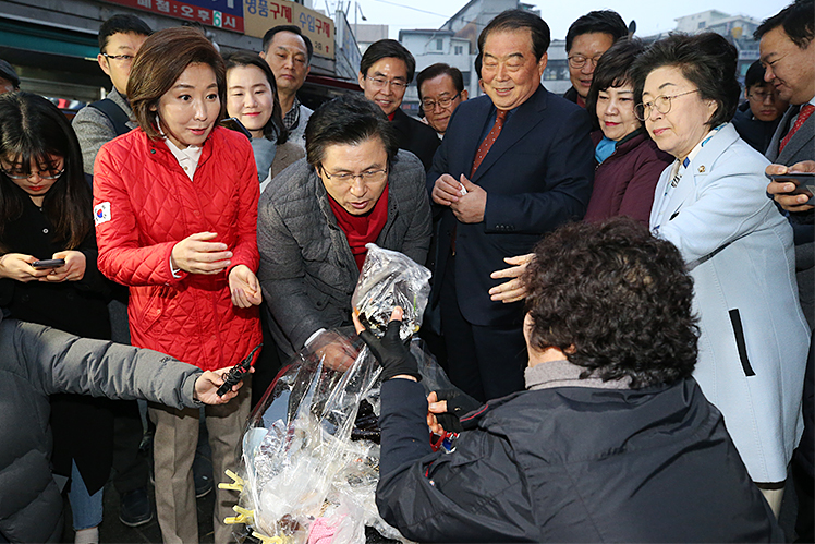 제목 노출 영역입니다 이미지
