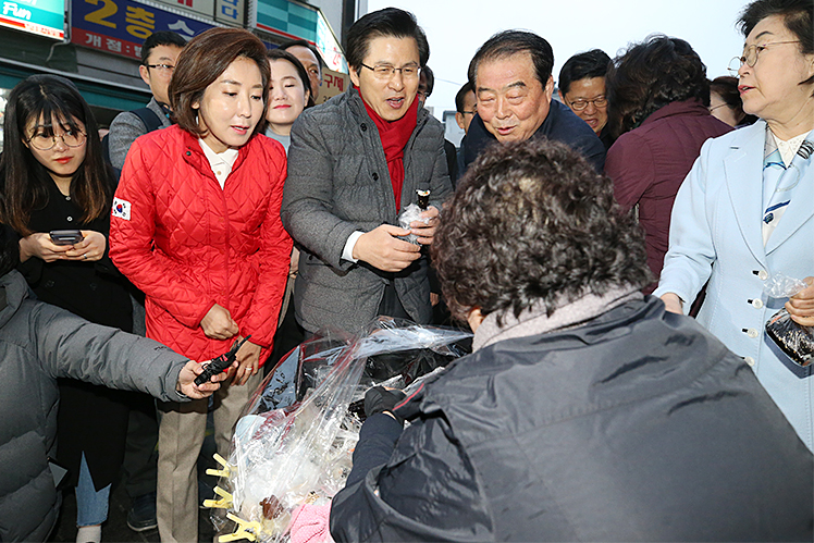 제목 노출 영역입니다 이미지