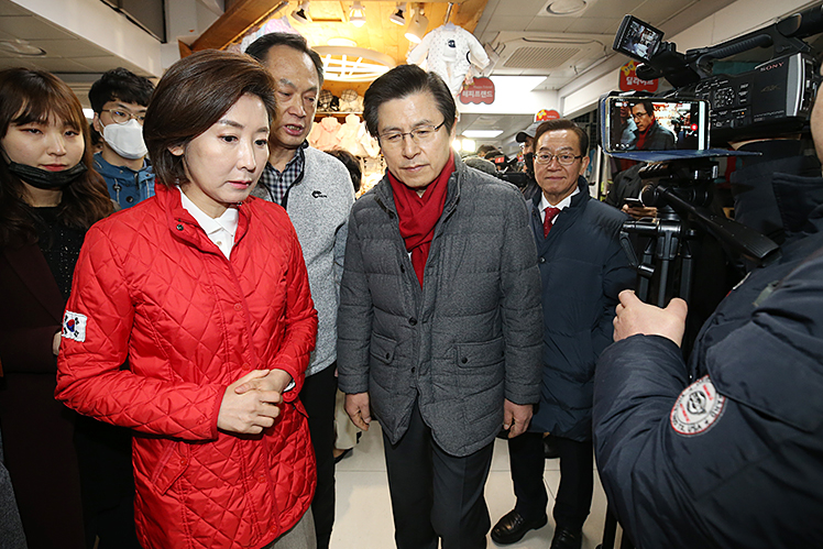 제목 노출 영역입니다 이미지