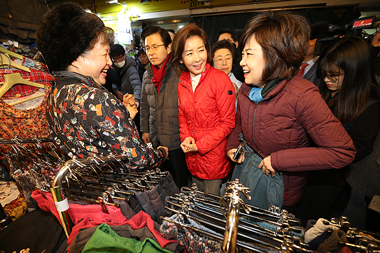 제목 노출 영역입니다 이미지