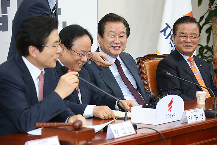제목 노출 영역입니다 이미지