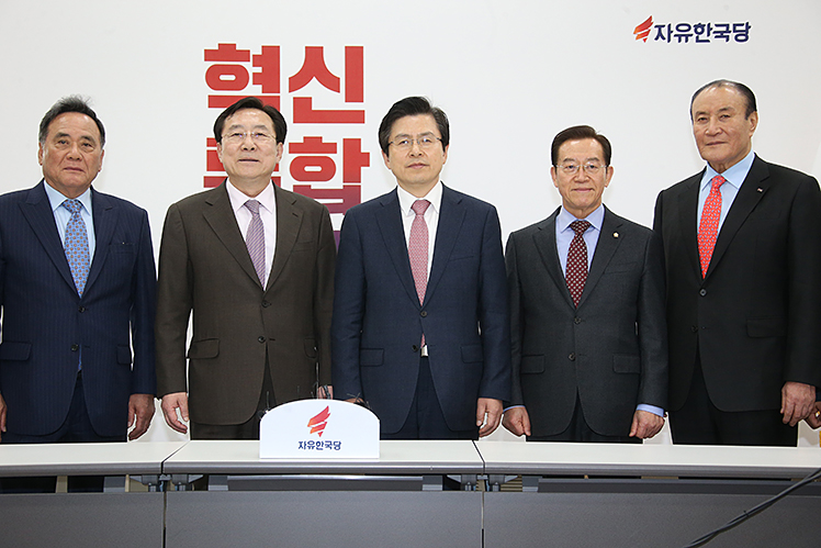 제목 노출 영역입니다 이미지