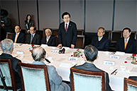 당 상임고문단 오찬