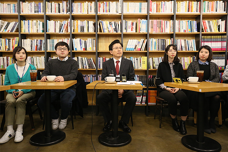 제목 노출 영역입니다 이미지