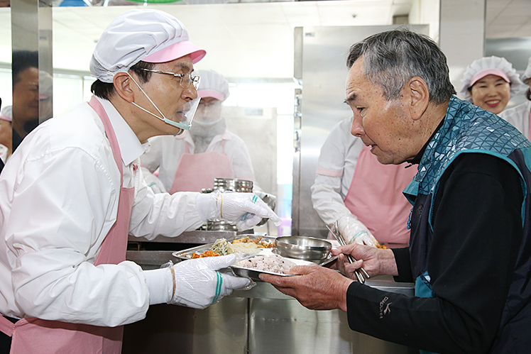 제목 노출 영역입니다 이미지