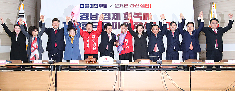 제목 노출 영역입니다 이미지