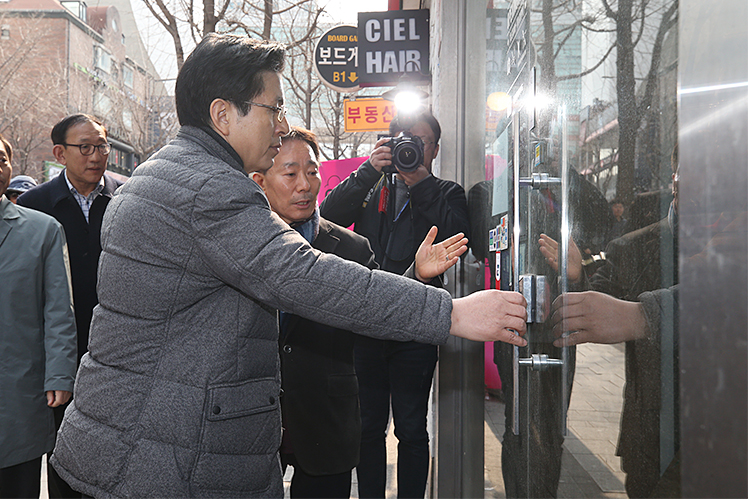 제목 노출 영역입니다 이미지