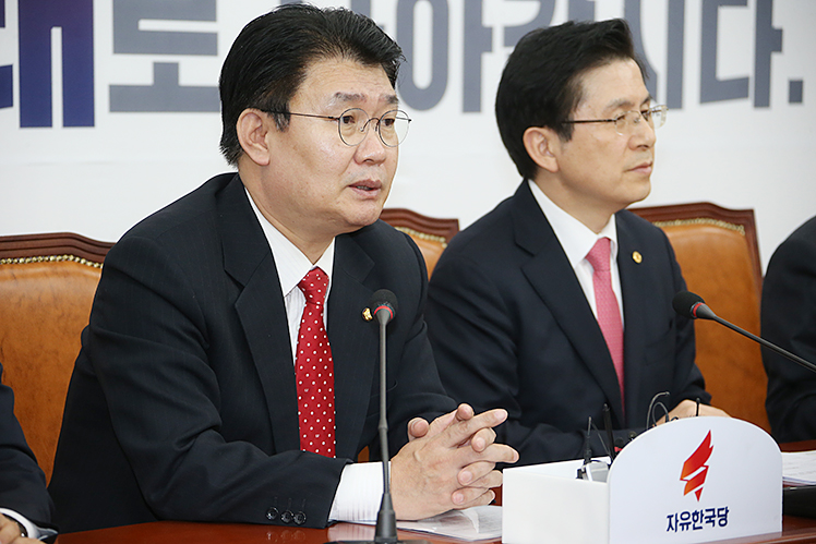 제목 노출 영역입니다 이미지
