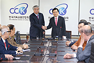 황교안 당 대표, 한국기독교총연합회 예방