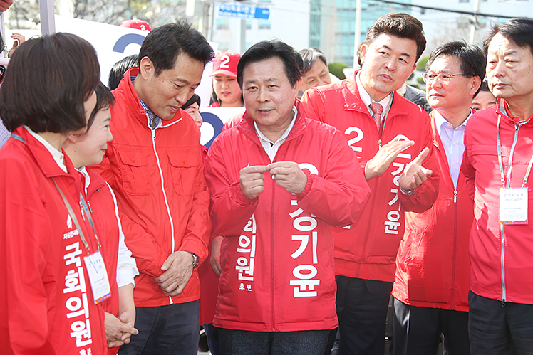 제목 노출 영역입니다 이미지