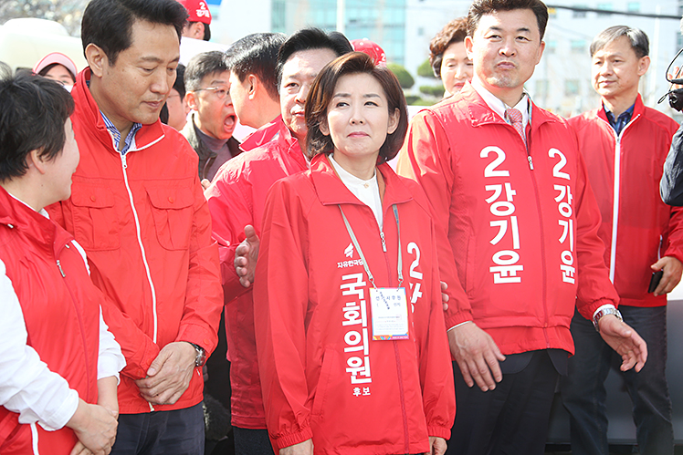 제목 노출 영역입니다 이미지