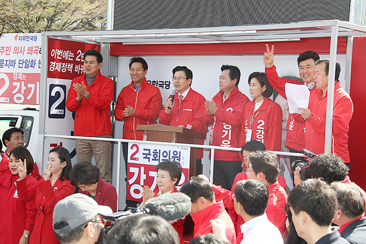 제목 노출 영역입니다 이미지