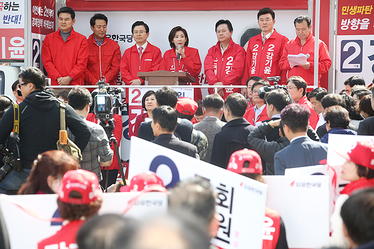 제목 노출 영역입니다 이미지
