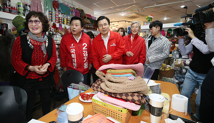 제목 노출 영역입니다 이미지