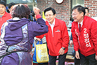 통영 중앙시장 유세 및 방문