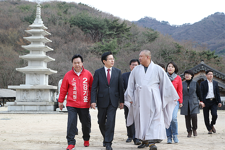 제목 노출 영역입니다 이미지