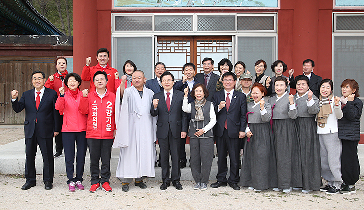제목 노출 영역입니다 이미지