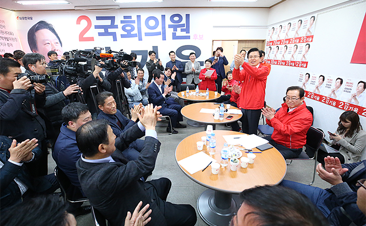 제목 노출 영역입니다 이미지