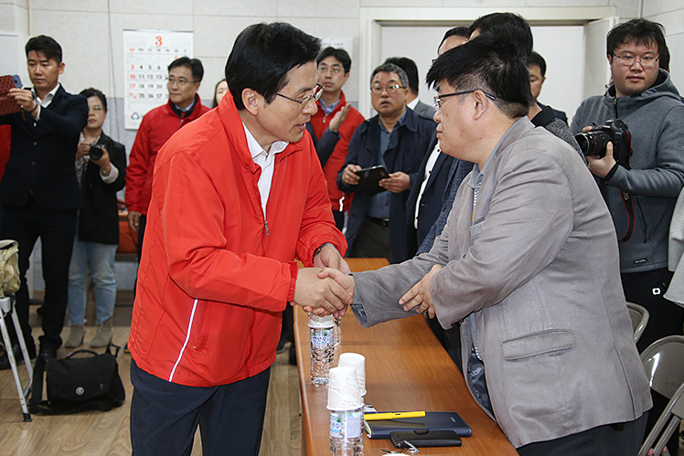 제목 노출 영역입니다 이미지