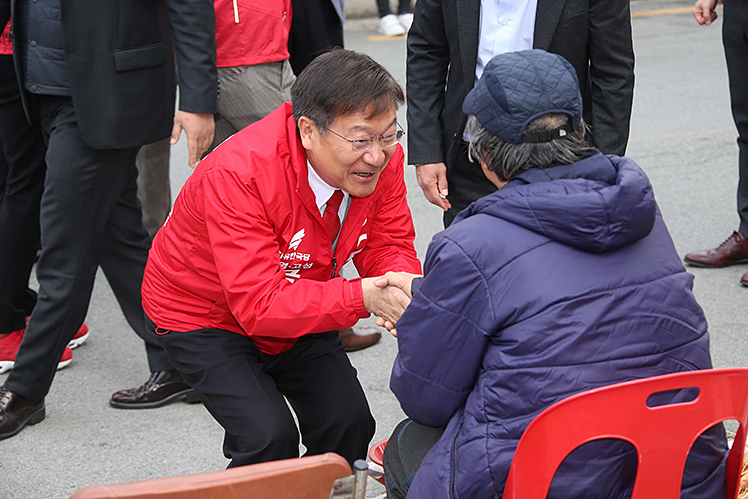 제목 노출 영역입니다 이미지
