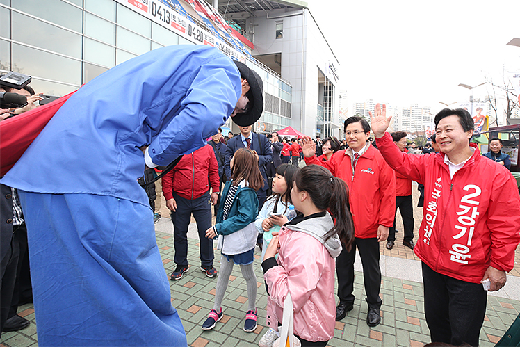 제목 노출 영역입니다 이미지