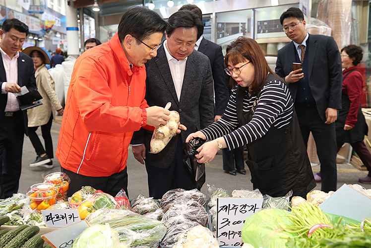 제목 노출 영역입니다 이미지