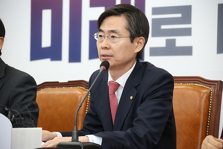 제목 노출 영역입니다 이미지
