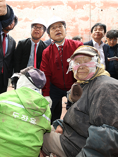 제목 노출 영역입니다 이미지